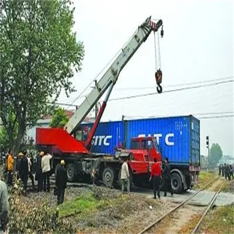 太湖县如何快速找到附近的吊车救援公司